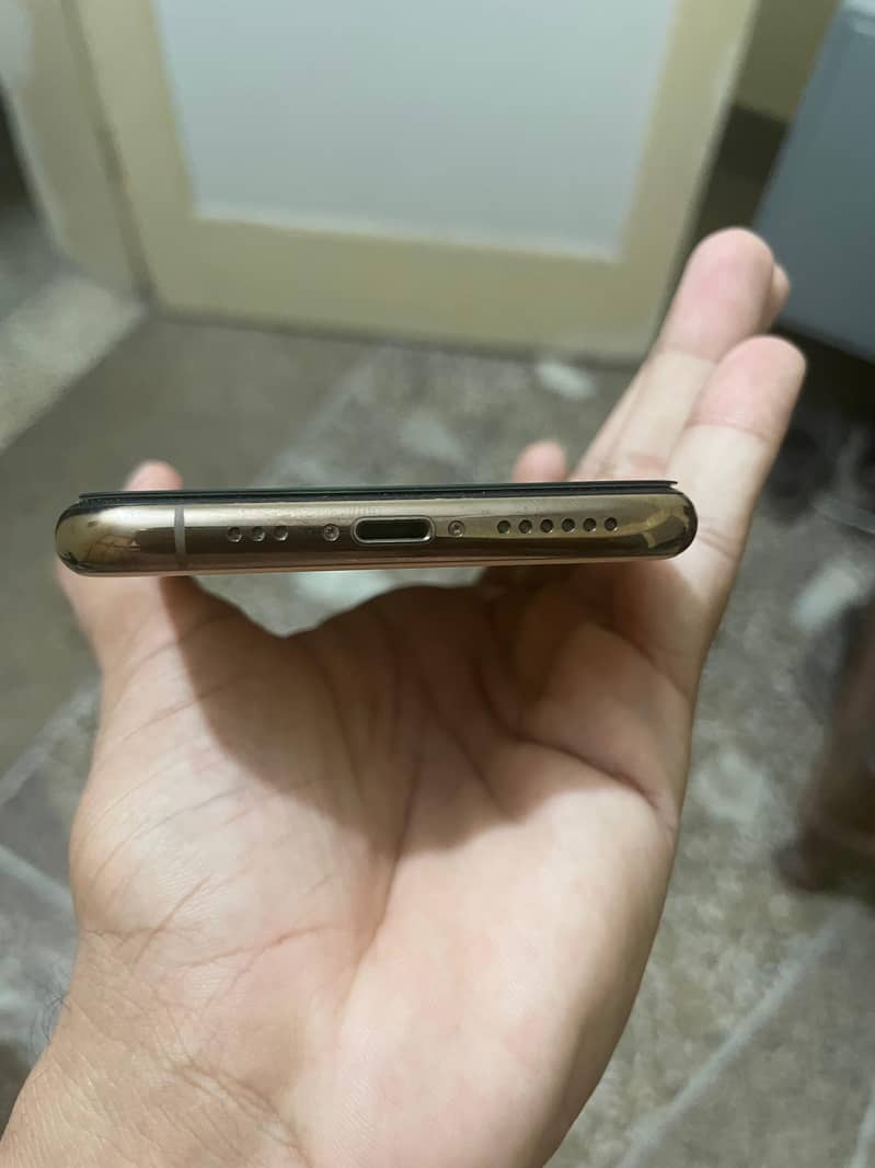 Apple iPhone 11 Pro 0