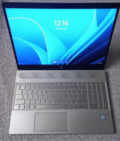 i5 8thGen 512ssd Touch 1TB Hdd