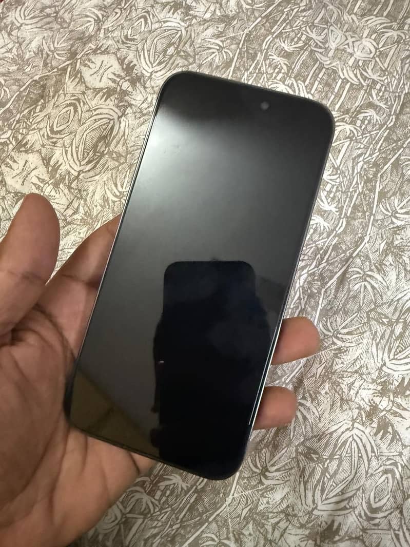 Apple iPhone 14 Pro Max 0