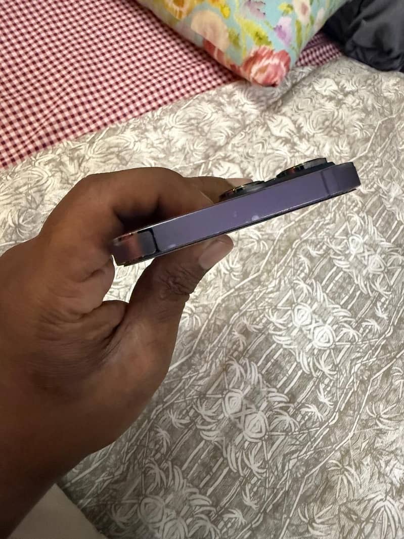 Apple iPhone 14 Pro Max 3