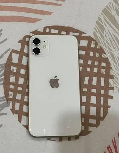 iPhone 11 10 by 10 condition pack phone jase