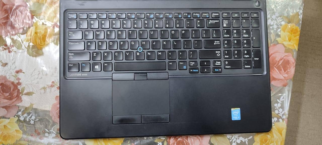 Dell Latitude E5550 5