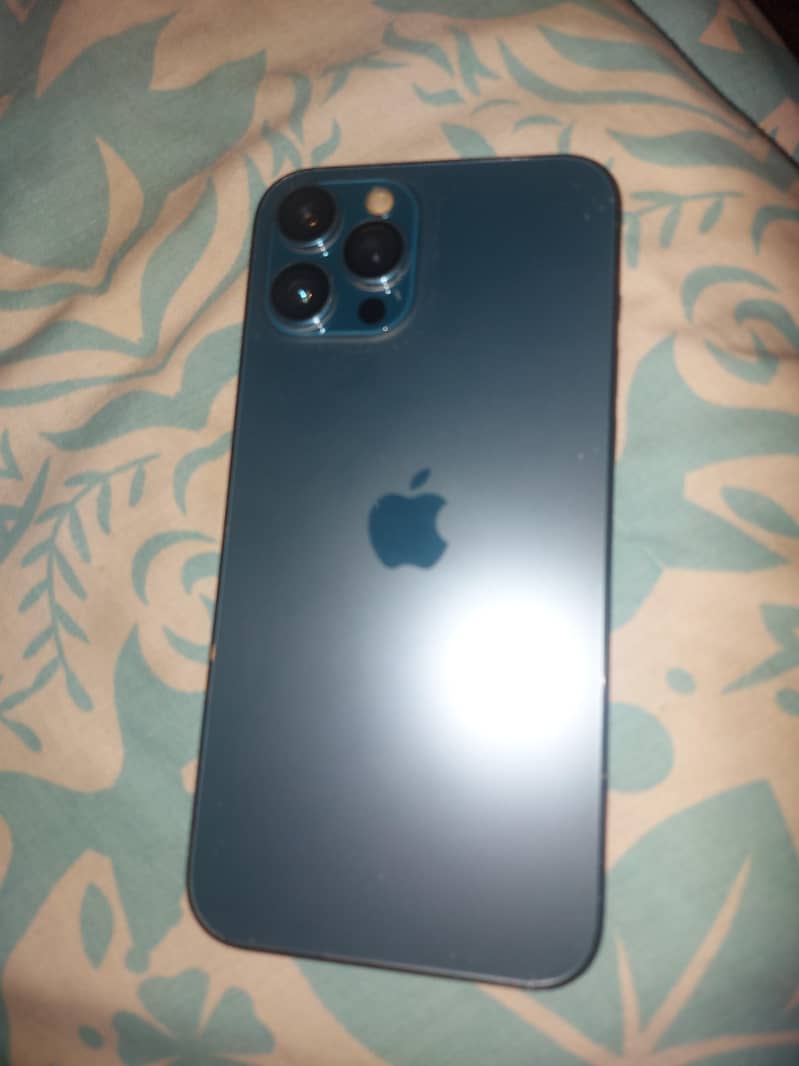Apple iPhone 12 Pro Max 3