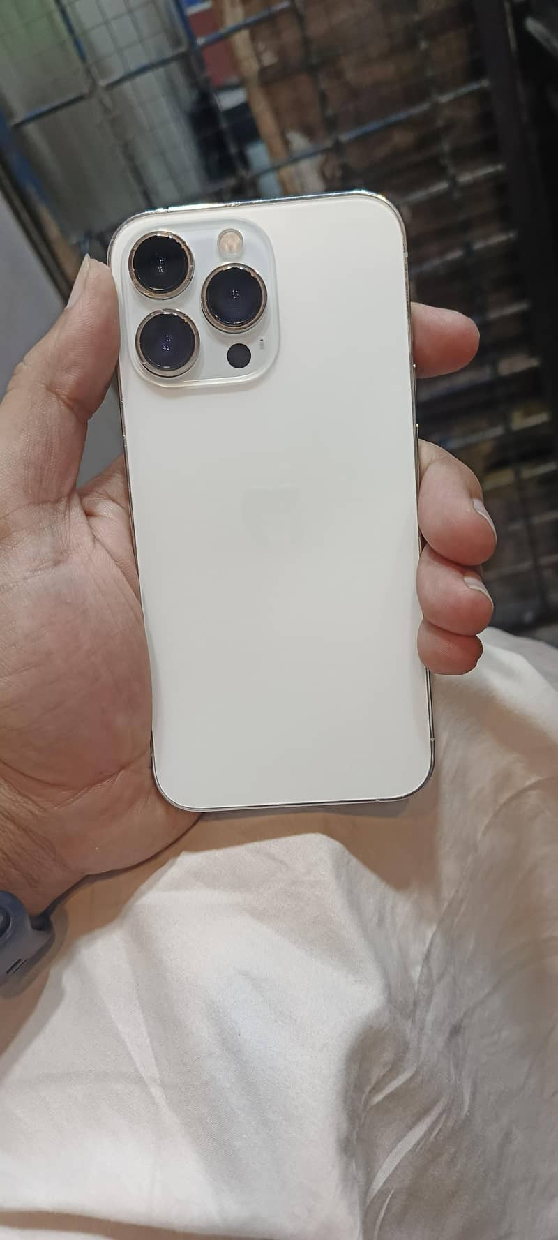 Apple iPhone 13 Pro 6
