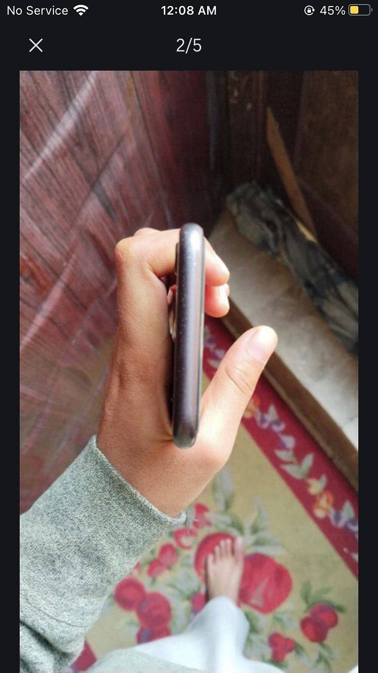 Apple iPhone 8 1