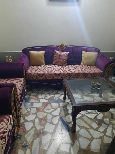 HOME FURNITURE WITH DIFFERENT ITEMS