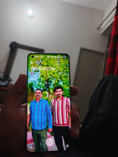 One Plus 9 Pro [exchange possible] for iphones and samsung note or ult