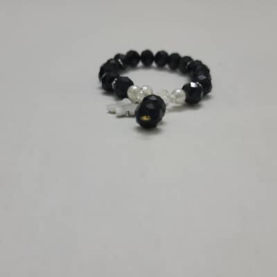 Bracelet for sale in new condition handmade and adjustable size
