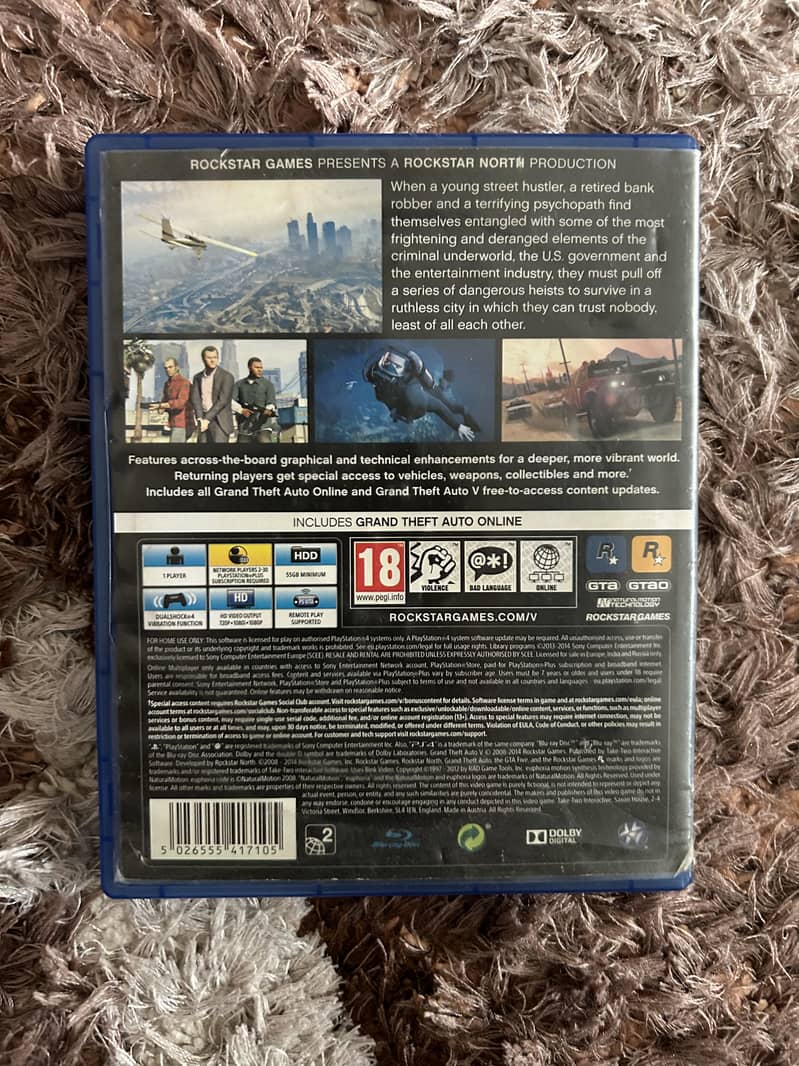 GTA 5 (PS4) 2