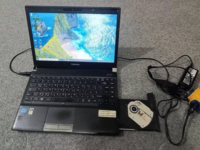 buy/ sale Toshiba Intel core i5 8gb ram