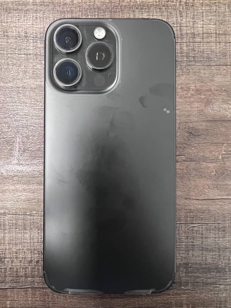 Apple iPhone 15 plus 3