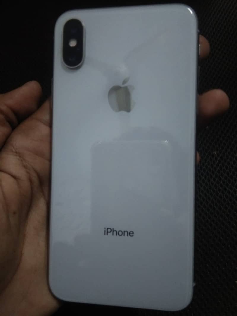 Apple iPhone X 3