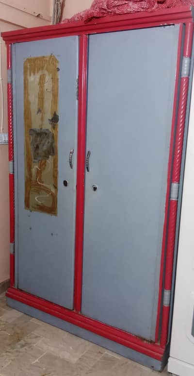 Steel Almari / Cupboard for Sale – Strong & Spacious