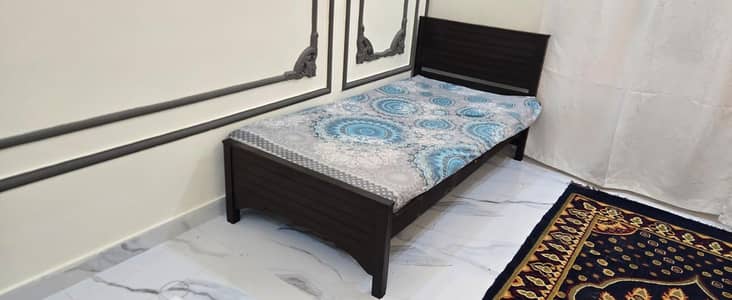 single or sharing room paying guest in house  PWD Hostel bahria town
