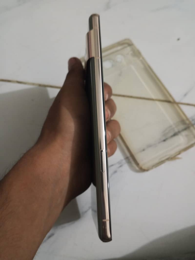 Google Pixel 7 Pro 4