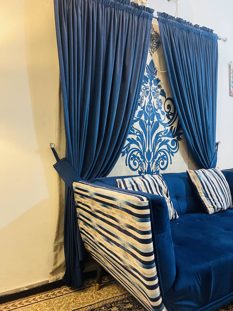 Sofa with curtains complete set 2