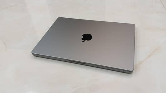 MacBook Pro M3_14"inch_2023 | 8GB | 512GB SSD | Complete Box