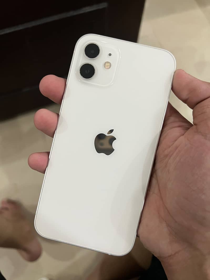Apple iPhone 12 0