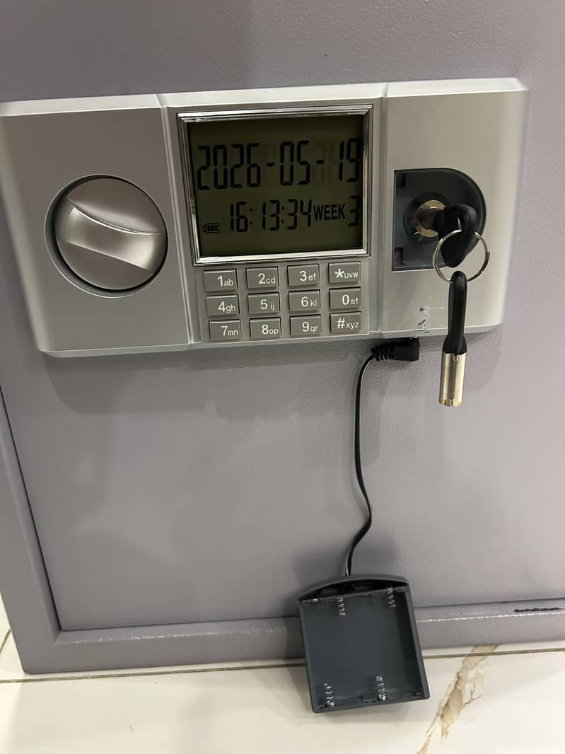 Digital Safe Locker 15