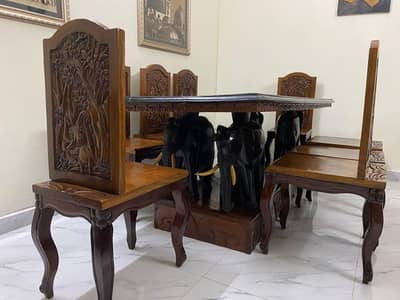 I'm selling my Antique Dining set