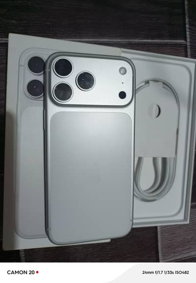 Apple iPhone 17 Pro Max factory unlock