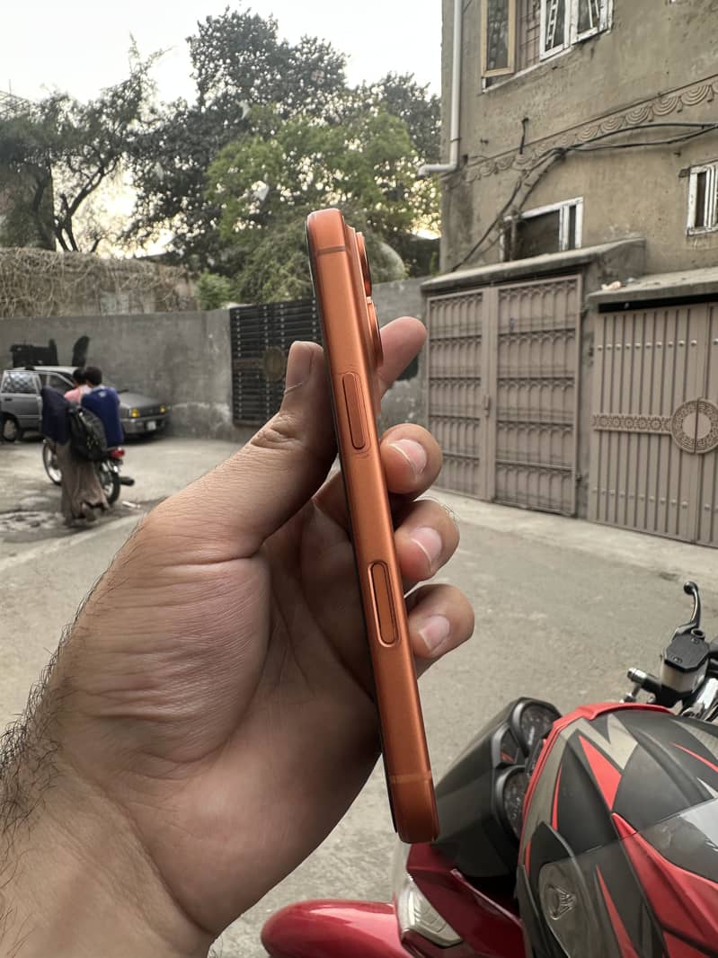 Apple iPhone 17 Pro 1