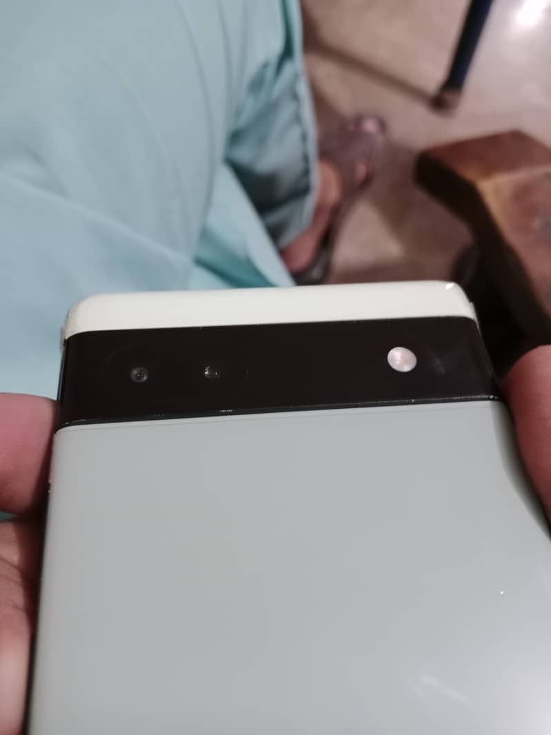 Google Pixel 6a 5