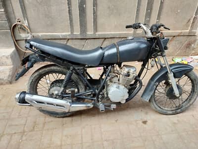 United 125 deluxe iske kuch parts sell karne hen