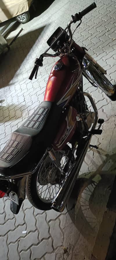 Honda 125 2020 model sale or Exchange with Honda 70 Up model