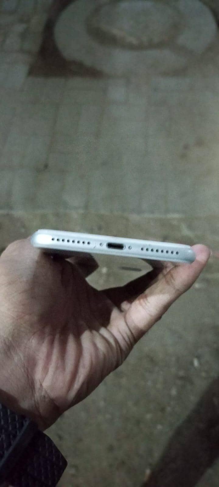 Apple iPhone 7 Plus 1