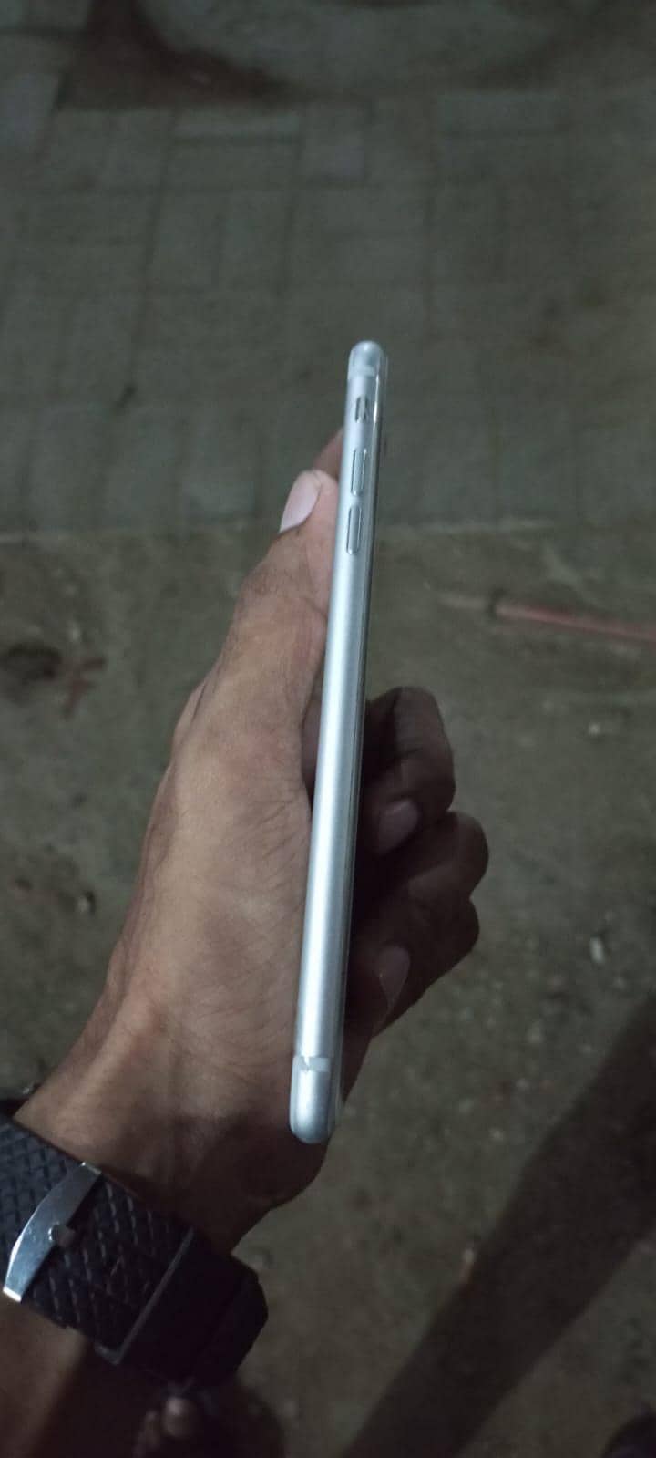 Apple iPhone 7 Plus 3