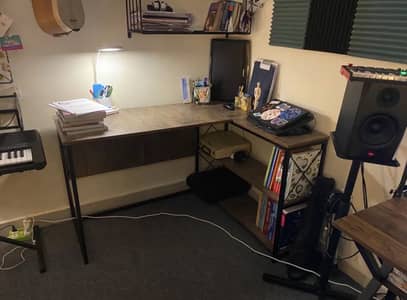 Computer table/ Workstation/ study table for Home and Office