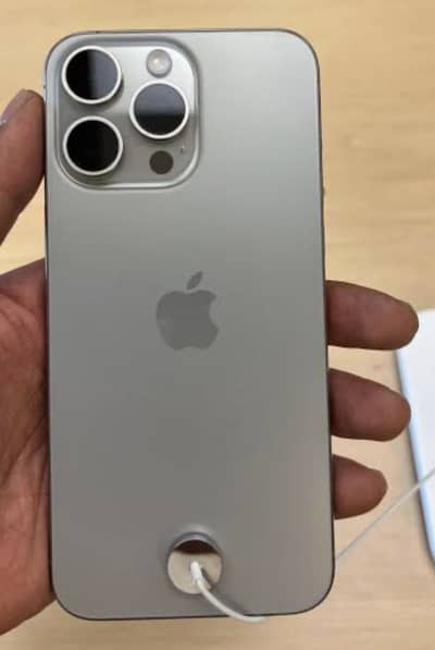 Apple iPhone 15 Pro Max