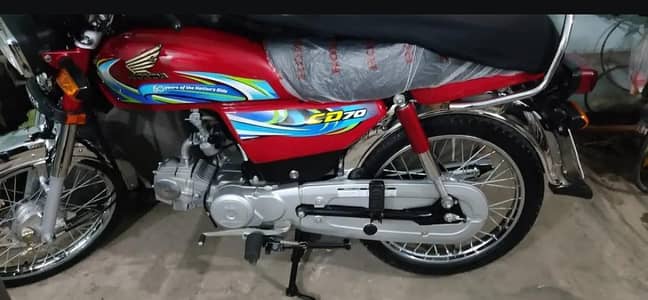 Honda CD 70 cc model 2024 only WhatsApp 03=20=11=69=6=10