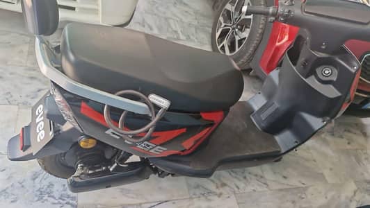 electric scooty brand new condition