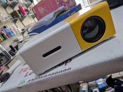 Mini Projector, Portable Projector for Cartoon, Kids Gift,