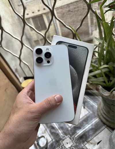 Apple iPhone 15 Pro Max