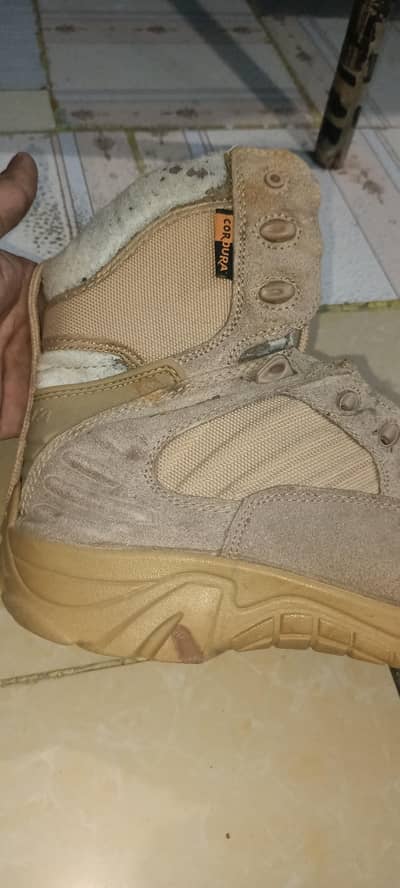 Delta Shoes Original