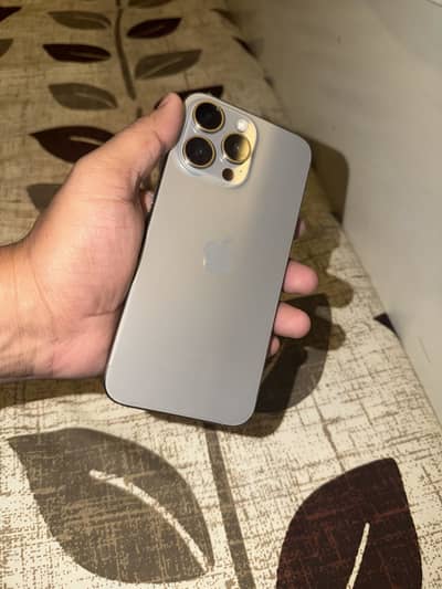 Iphone 15 pro max Non pta jv