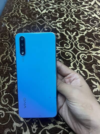 Vivo S1