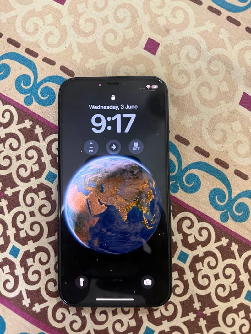 Apple iPhone 12 7
