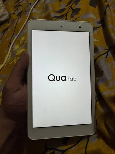 QUA tabs 10'inch Japanese