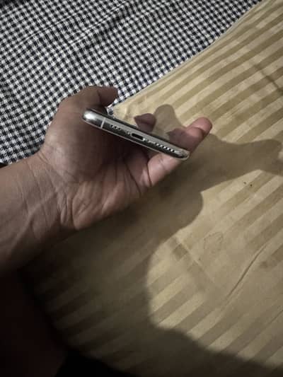 Apple iPhone 11 Pro