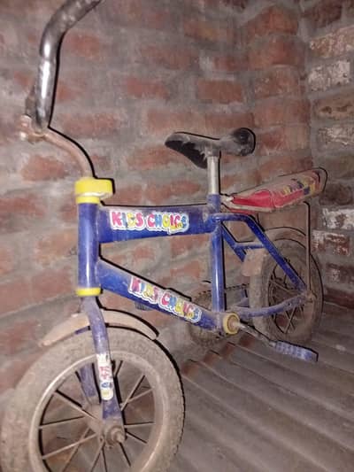 Child bicycl for sell price 3000