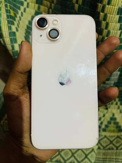 Apple iPhone 13