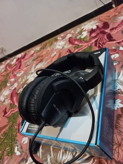 Sennheiser HD 280 Pro (Excellent Condition)