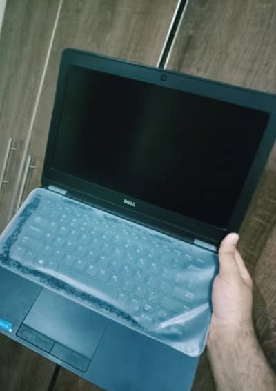 Dell latitude E7270 ultrabook for sale
