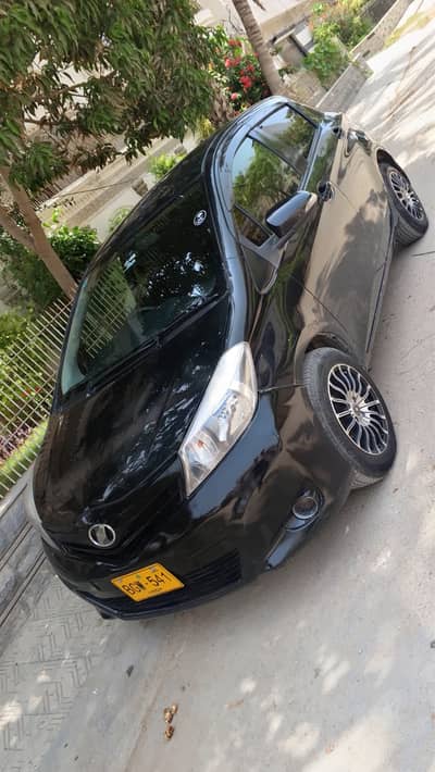 Toyota Vitz 2013 push start Full genuine