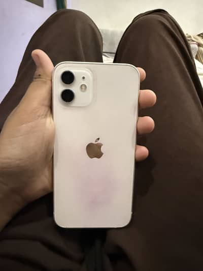 Apple iPhone 12