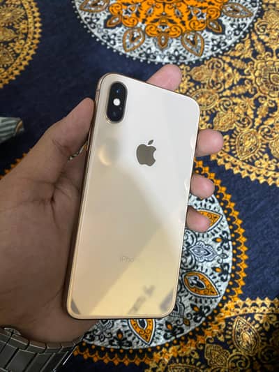 iPhone XS non pta condition 10/10 just minor crack see in pick